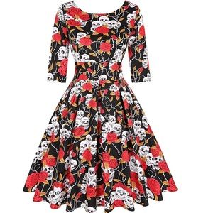 Dress skull and rose size small / large BEAUTIFUL